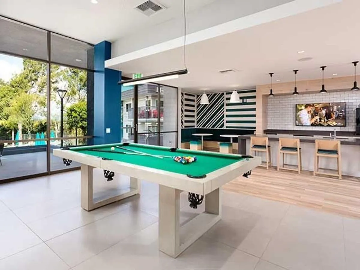 Burbank 1Br W Wd Pool Gym Nr Wf Tj Lax-720 Apartment Los Angeles United States